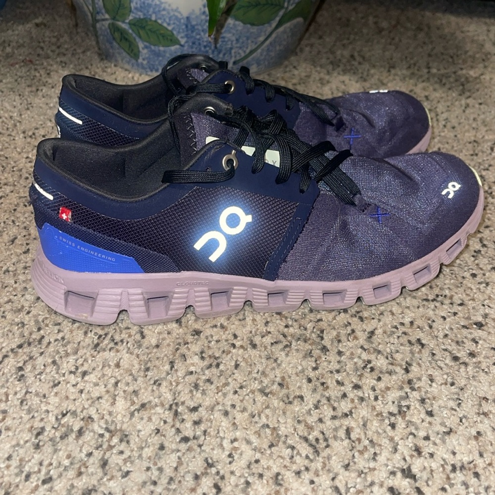 On Running Women's Athletic Shoes - Navy and Purple